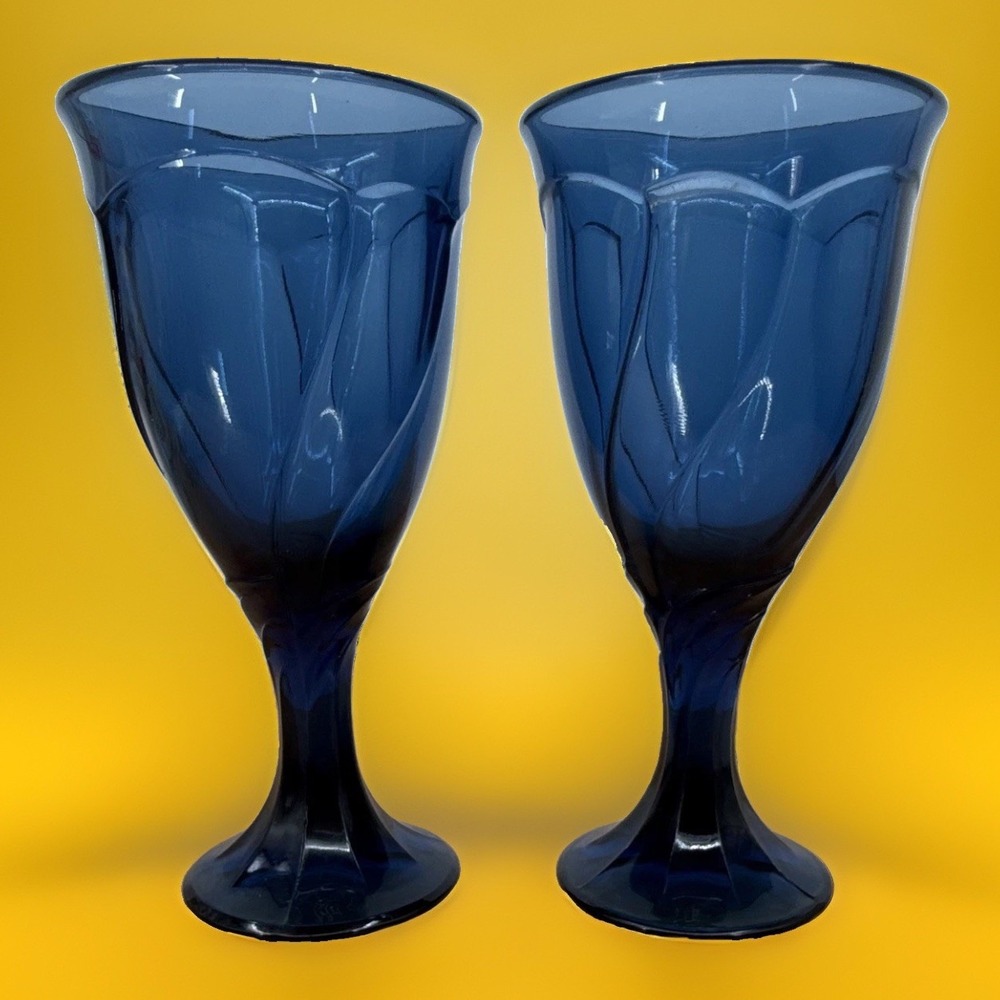 Noritake Sweet Swirl Midnight/Dark Blue Wine/Stemmed Goblets 1985-2005 (2)